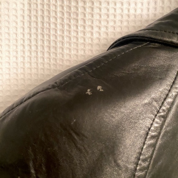 Danier Leather Jacket - Picture 5 of 6